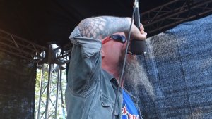 Die Lunikoff Verschwörung - Live in Eichsfeldtag (2015) Die Lunikoff Verschwörung - Live in Eichsfeldtag (2015)