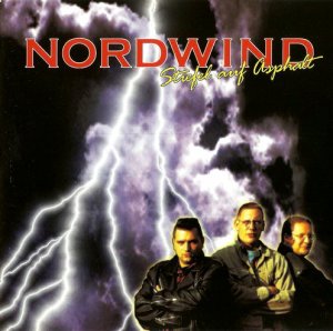 Nordwind - Stiefel auf Asphalt (2000)